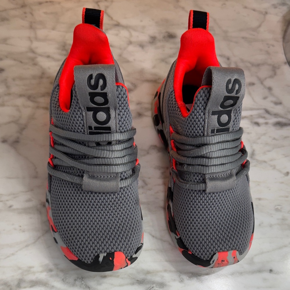 Adidas Kids Sneakers in Gray with Red Highlights
